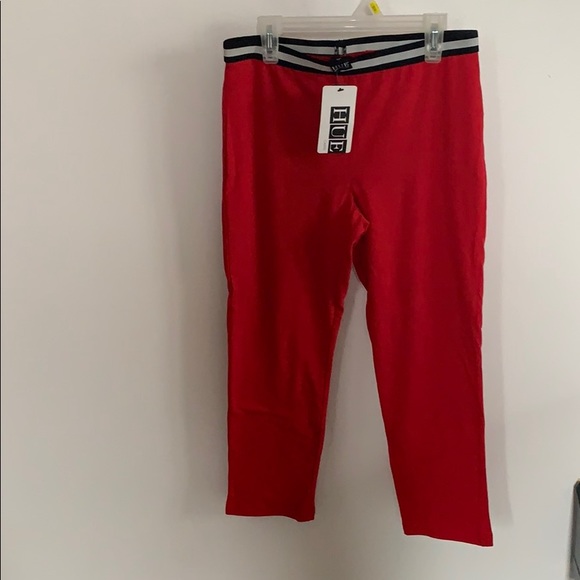 (2 for $6) Hue cotton Capri red leggings - Picture 2 of 4